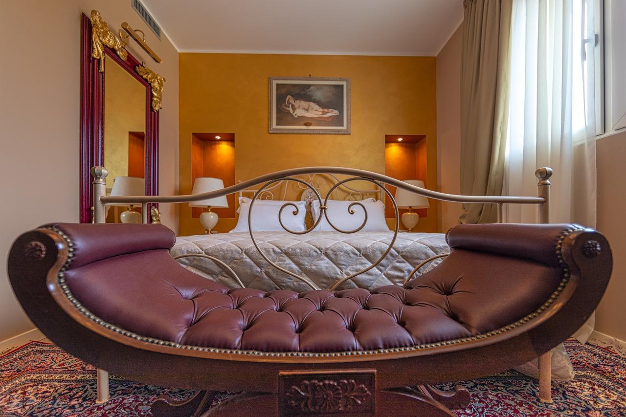 פסקיארה דל גארדה Villa Luisa Rooms And Breakfast מראה חיצוני תמונה